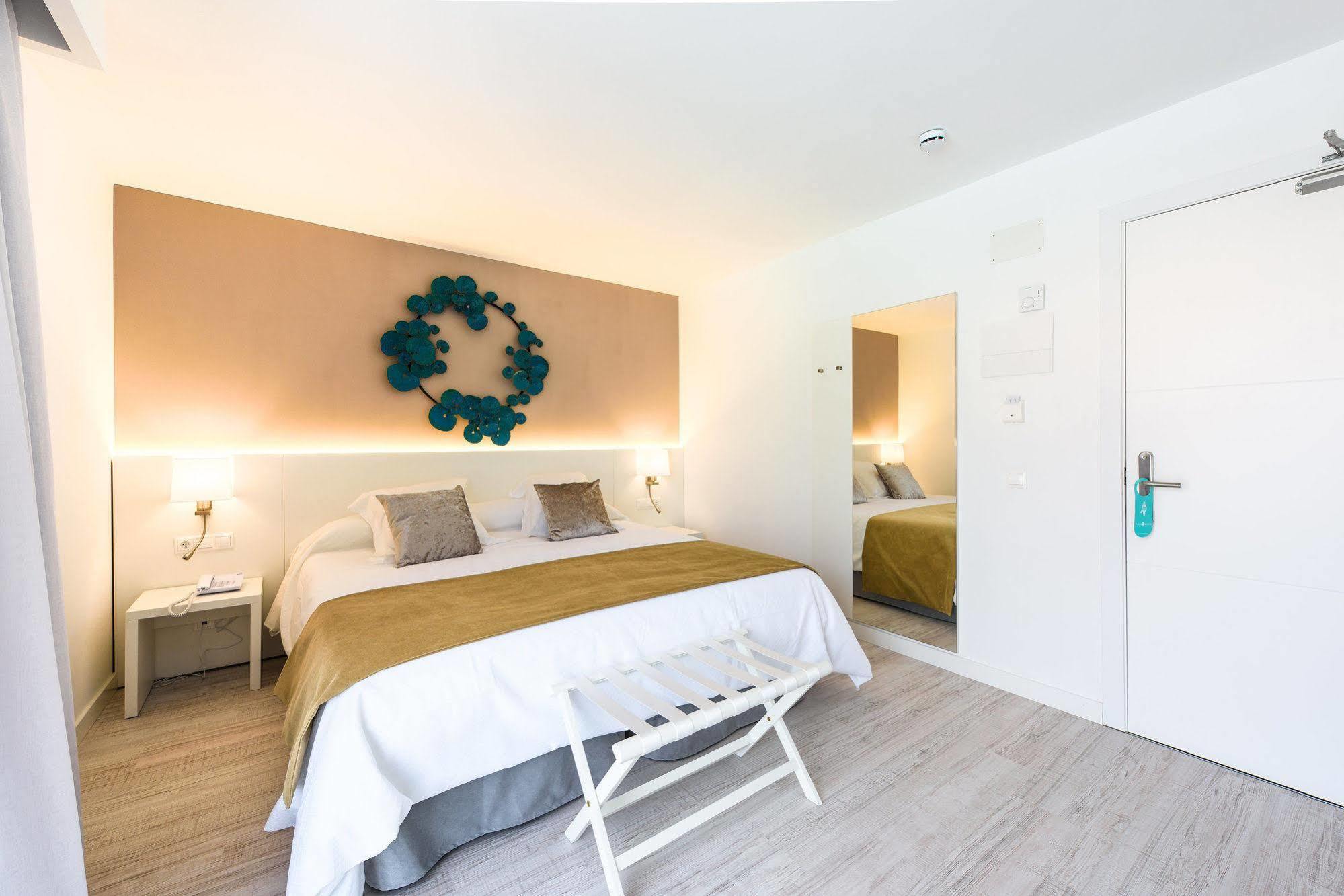 Plaza Santa Ponsa Boutique - Adults Only. Ξενοδοχείο Εξωτερικό φωτογραφία